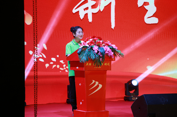南京新華2019年新生開學典禮暨CEAC獎學金頒獎盛典隆重舉行！