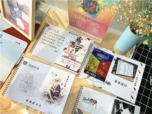 教學(xué)成果展示周，學(xué)子答辯各顯神通