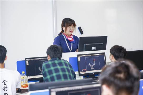 在線參觀線上報(bào)名，搶占春季班熱門<a href=http://njxh.cn target=_blank class=infotextkey>專業(yè)</a>名額