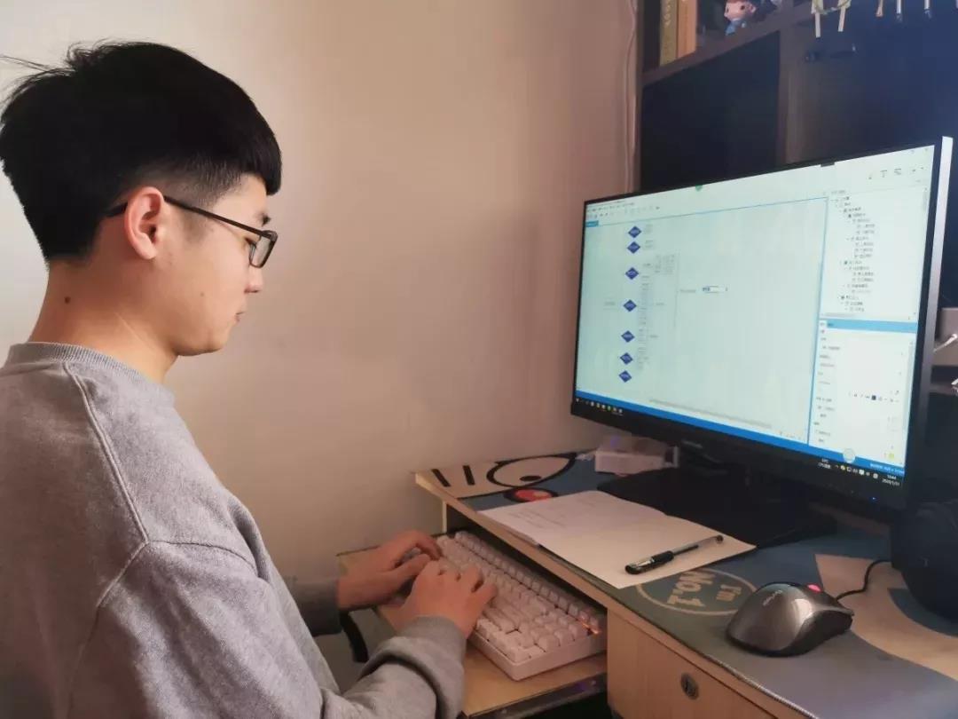 停課不停學(xué)，“云學(xué)習(xí)”開(kāi)啟，看新華老師都在哪里備課