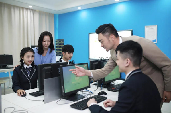 如果初<a href=http://njxh.cn target=_blank class=infotextkey>高中</a>畢業(yè)考不上怎么辦，別放棄，你還有這條路上可走