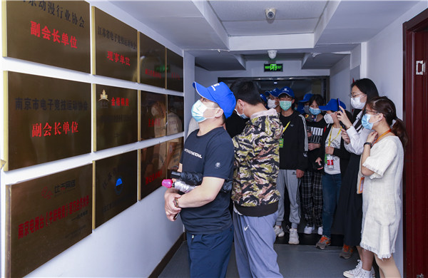 【南京新華五一試學營】試學火爆，歡迎新同學來到南京新華~