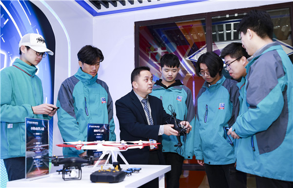 2020高考填報志愿選什么<a href=http://njxh.cn target=_blank class=infotextkey>專業(yè)</a>好？互聯(lián)網(wǎng)行業(yè)占大頭！