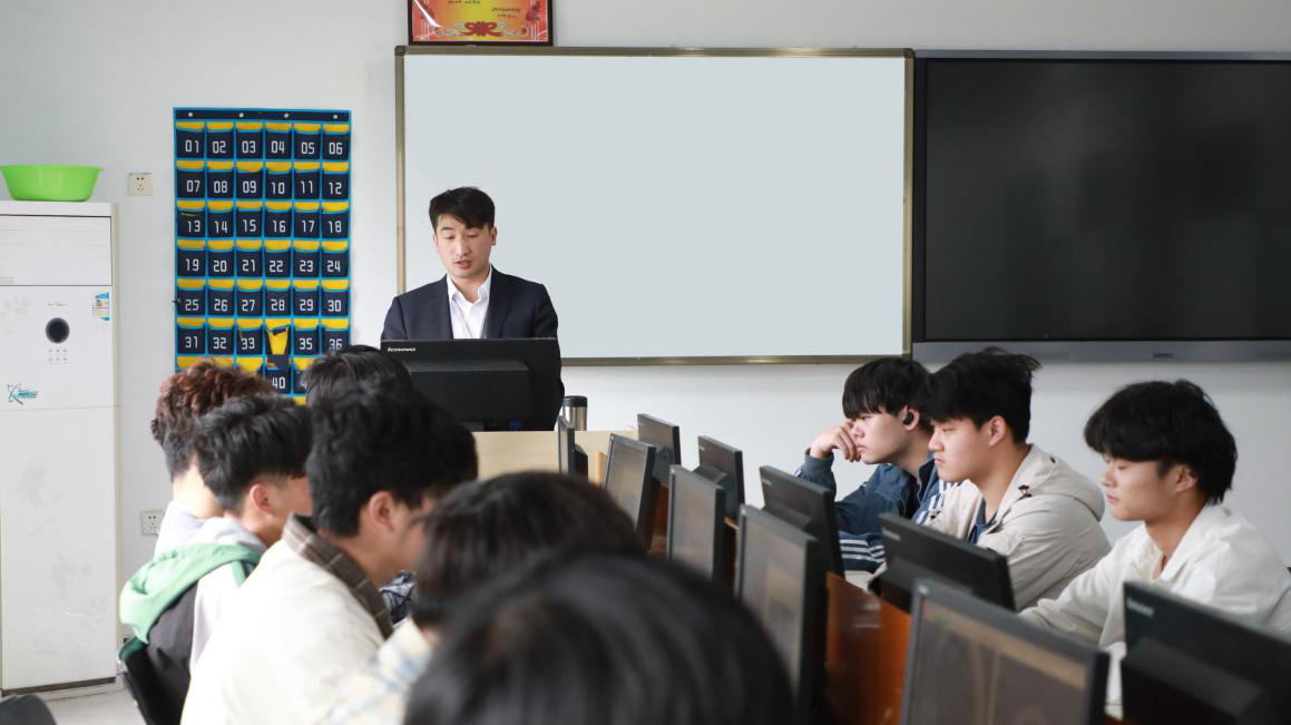 這個動漫火了！揭秘《新華小趣事》創(chuàng)作團隊背后的故事！