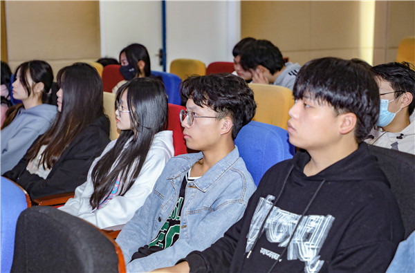 就業(yè)保障丨企業(yè)進校園，助力南新學子就業(yè)