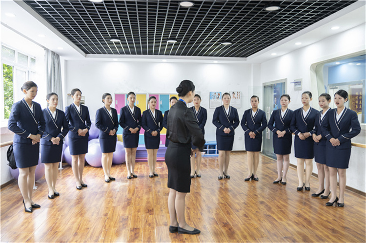 所有美眉注意了！十大適合女生學(xué)的<a href=http://njxh.cn target=_blank class=infotextkey>專業(yè)</a>