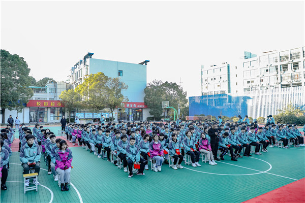 知行合一，榜樣力量 —南京新華2021年度學生工作總結暨表彰大會圓滿落幕！