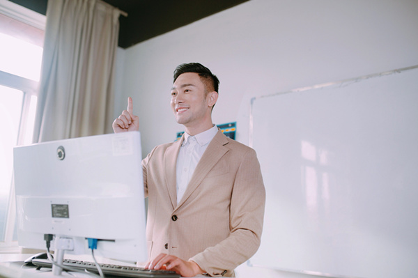 職場干活|職場新人，如何提升職場技能？