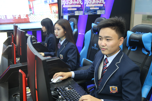 中考之后，如何選擇電競專業(yè)學校？